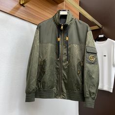 Casual Warm Cotton Jacket Unique Design Brings Men A Comfortable, Fashionable And Quality Choice! Not Only Fashionable, But Also Practical M-3xl Gucci Clothes For Men, Gucci Jacket, Gucci Fashion, Cotton Jacket, Stand Collar, Shirt Jacket, Mens Jackets, Jackets & Coats, Unique Designs