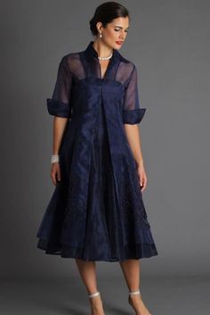 Organza Coat, Mother Of Groom Outfits, Gaun Koktail, Blue Mother Of The Bride, Midnight Blue Dress, Mother Of Bride Outfits, Mother Of The Bride Dresses Long, Mother Of Groom Dresses, Mother Of The Bride Outfit