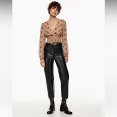 Nwt Vegan Leather High-Rise, Straight-Leg Cropped Pants That Are Cut And Structured Just Like Denim Wilfred Melina Pant, Melina Pants, Sunday Clothes, Melina Pant, Olive Skirt, Wilfred Pants, Khaki Cargo Pants, Tie Waist Pants, Aritzia Pants