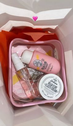 Gal Aesthetic, Bath And Body Works Perfume, Aesthetic Beauty, Body Skin Care Routine, Night Routine, Girls Life, Body Skin, Body Skin Care, Skin Makeup