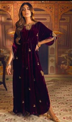 Velvet party wear dresses ideas Velvet Party Wear Dresses, Velvet Kurtis, Party Dress Designs, Pakistani Frocks, Velvet Shirts, Velvet Frock, Velvet Dresses Outfit, Pakistani Dresses Party, Pakistani Bridal Couture