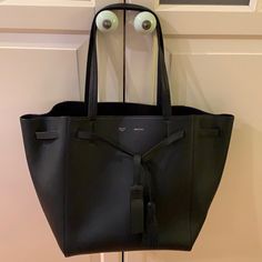 Spacious Soft Celine Black Tote New Condition. Dust Bag Included Celine Cabas Black Tote, Celine Cabas Tote, Celine Cabas, Celine Micro Luggage, Celine Mini Luggage, Celine Belt Bag, Chanel Chevron, Trapeze Bag, Large Leather Tote Bag