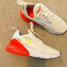 Brand New In Box Women's Size 7 Nike Air Max 270. White And Bright Orange With A Neon Green Swoosh. Nike Air Max 270 White, Nike Air Max Shoes, Air Max Shoes, Nike Shoes Air Max, Orange Shoes, Cute Nike Shoes, Nike Air Max For Women, Air Max Women, Cute Nikes