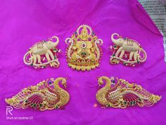 Sanju Baba, Antique Wedding Jewelry, Saree Pin, Pretty Gold Necklaces, Gold Bangles For Women, Choker Necklace Designs