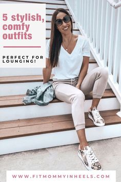 Casual Stay At Home Outfits, Loungewear Joggers, Mommy In Heels, House Outfit, Tie Dye Loungewear, Perfect Cute, Comfy Casual Outfits, Mommy Workout