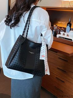 BagForLove - 2023 New Stylish Large Capacity Tote Bag - Perfect for Shoulder Wear Product Description Color Black Pattern Type Plain Type Shoulder Tote Bag Material PU Details Pictures Similar Products h2 { text-align: center; } /* æ¢è¡ */ li{ white-space: normal; word-break: break-all; word-wrap: break-word; } .red-box { width: 100%; display: flex; flex-direction: row; flex-wrap: wrap; justify-content: center; } .red-box > div { width: 190px; height: 250px; margin: 10px; } .red-box > div > a > img { width: 190px; height: 250px; } .size-box { width: 100%; margin: auto; white-space: nowrap; } .table { border-collapse: collapse; border-spacing: 0; width: 100%; table-layout: fixed; } tr, td, th { border: 1px solid rgb(175, 173, 173); padding: 10px 0px; text-align: center; font-size: 14px; b Twilly Scarf, Pu Leather Bag, Geometric Type, Twilly, Word Wrap, Shoulder Tote Bag, Female Travel, Shoulder Tote, Black Pattern