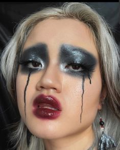 Ghoulish Makeup, Ghost Makeup Pretty, Manic Makeup, Horror Makeup Looks, Kosas Wet Lip Oil, Sfx Ideas, Kush Mascara, Ghost Makeup, Beauty Content Creator