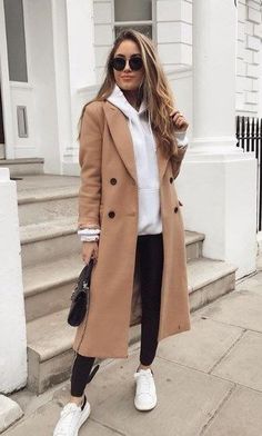 Coat Outfit Casual, Camel Coat Outfit, Winter Mode Outfits, Pastel Outfit, Trendy Fall Outfits, Coat Outfits, Casual Winter Outfits