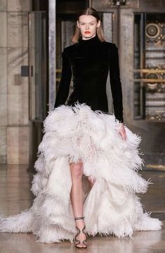 Runway Fashion Dresses, Feather Gown, Shawl Wedding, Ostrich Feathers, Ballerinas, New York Fashion Week, Runway Fashion, The Fashion, Search Engine