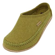 PRICES MAY VARY. 100% boiled wool felt upper makes these clogs both sturdy and breathable Footbeds and spacious toe boxes follow the natural form of your feet Latex molded arch support will make the wearing very pleasureable Suitable for outdoor use and has a slip resistant and water resistant crepe sole Wool felt insole lining, removable contoured footbed HAFLINGER UNISEX FLETCHER WOOL CLOGS Be a friend to your feet with the Haflinger Fletcher clogs. This functional slipper has a structured, wo North West Outfits, Clog Fashion, Wool Clogs, Glad Rags, Clog Slippers, Natural Form, Boiled Wool, Slipper Shoes, Womens Clogs