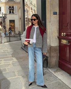 Fall Color Trend, Jeans Outfit Fall, Fall Jeans, Boucle Jacket, Paris Outfits, French Women, 가을 패션, French Girl