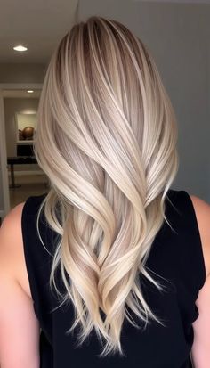 27 Fall Blonde Hair Color Ideas » DreamingFY Bright Blonde Hair With Dimension, Hair Color For Fall, Cool Blonde Tone, Fall Blonde Hair Color, Picture Day Hair, Fall Blonde Hair, Everyday Hair