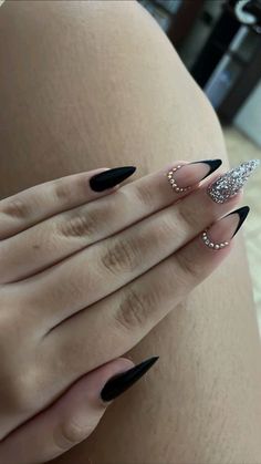 Nails Desing, Nail Polish Designs, Long Acrylic Nails, Mani Pedi, Black Nails, Nail Designer, Swag Nails, White Nails, Glow Up?