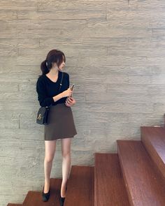 대학생 스타일, Chic Black Outfits, Casual Office Attire, Skort Outfit, Clothes Korean Style, Everyday Fashion Outfits