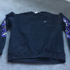 Nwot Mens Nike Sec Mana Sweatshirt. Nike Shirts, Nike Black, Men's Nike, Black Nikes, Nike Men, Mens Shirts, Man Shop, Sweatshirts Hoodie, Nike