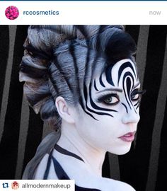 YAY OR NAY?.... ・・・www.rc-cosmetics.com Wow! Amazing zebra costume!! @littleredwarrior1d #halloweenparty Zebra Makeup, Extreme Make-up, Zebra Costume, Makeup Zombie, Halloween Makeup Diy, Halloween Costumes For 3