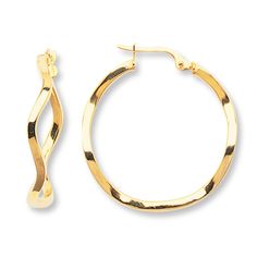 These large 30mm hoop earrings feature waves of 14K yellow gold for a distinctive look. The earrings secure with hinged backs. Geometric Hoop Earrings, Jewelry Advice, Jewelry Accessories Ideas, Large Hoop Earrings, Jewelry Outfit, Pretty Earrings, Accessories Jewelry Earrings, Engagement Ring Settings, Cultured Pearls