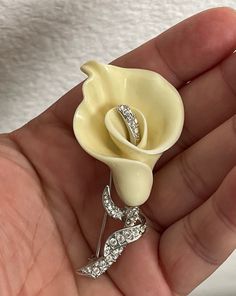 "Nolan Miller Calla Lily flower brooch  Very good to excellent vintage condition  size - 2 5/8\" x 1 3/8\"  marked: copyright symbol Nolan Miller  1456 08/22/23" Calla Lily Jewelry, Calla Lily Flower, Lily Jewelry, Copyright Symbol, Baddie Vibes, Nolan Miller, Swarovski Swan, Floral Brooch, Joan Rivers