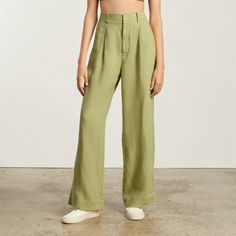 The Linen Way-High Drape Pant Leek – Everlane Green Linen Wide Leg Pants For Work, Chic Green Linen Wide Leg Pants, Chic Green Wide Leg Linen Pants, High Waist Green Linen Pants, High-waist Green Linen Pants, Green High-waist Linen Pants, Everlane Casual High Waist Pants, Spring High Waist Bottoms By Everlane, Everlane Wide Leg Spring Pants