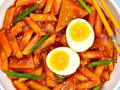 Tokbokki Korean, Easy Tteokbokki Recipe, Easy Tteokbokki, Tteokbokki Recipe Easy, Southern Squash Casserole, Spicy Rice