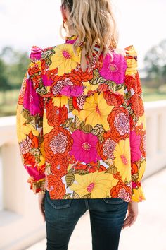 You are going to feel better than ever in this bold blouse! That floral print and those colors are wonderfully eye-catching! It's going to look great with dark wash jeans this fall!
High round neckline
Long sleeves with elastic cuffs
Ruffled detailing
Bold floral print
No stretch
London is wearing the small. Yellow Floral Blouse, Bold Floral Print, Model Fits, Dark Wash Jeans, Wash Jeans, Yellow Floral, Floral Blouse, Feel Better, Round Neckline