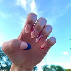 Nails Colors Summer, Nails Acrylic Summer, Red White Blue Nails, Summer Nails Acrylic, Nails Almond Shape, Nails Acrylic Coffin, Usa Nails, Nail Looks