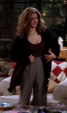 Movie Casual Outfit, Fall Outfits Rachel Green, Satc Outfits Charlotte, Jennifer Anniston Outfits Friends, 70s Beachy Outfits, A Line Work Dress, Friend Rachel Outfits, Pheobe From Friends Outfits, 90s Fashion Autumn