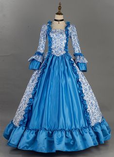 Fantasy Theater, Historical Dresses Victorian, Ball Gowns Victorian, Holiday Party Dresses Christmas, Gothic Victorian Dresses, Princess Fantasy, Royalty Dress, Victorian Gown, Victorian Dresses