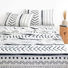 PRICES MAY VARY. 【Design】Aztec geometric pattern print in black and white. 【Set】Flat sheet 84 x 96 inches, Fitted sheet 55 x 75 + 16 inches, 2 pillow cases 20 x 30 inches. 【Material】100% cotton, soft, natural, breathable, durable, fade-resistant and machine washable. 【Elastic & Depth】Elastic all the way around the fitted sheet; Fitted sheet with 16 inches depth to fit your mattress. 【Easy Care】Machine wash in cold water, gentle cycle, tumble dry at low heat, do not bleach. Set Includes
1x Flat s Bedding Black And White, Bedding Black, King Size Bed Sheets, Neutral Aesthetic, Cotton Sheet Sets, Cotton Set, Restful Sleep, King Size Bed, Queen Size Bedding