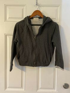 zara 11/12 girls light jacket. Cheap Zara Fall Skirt, Cheap Zara Mini Skirt, Affordable Gray Zara Tops, Hem Skirt, Light Jacket, Hooded Jacket, Athletic Jacket, Zara, Skirt