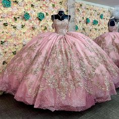 Pink Quince, Quince Dresses Pink, Crystal Flowers, Dress Ball Gown, Dresses Quinceanera, Quinceanera Dress, Quince Dresses, Dresses Pink, Pearl Wedding