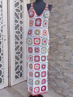 Fitted Long Crochet Dress For Summer, Red Fitted Bohemian Crochet Dress, Fitted Red Bohemian Crochet Dress, Handmade White Sleeveless Dress, Fitted Bohemian Crochet Dress For Garden Party, Handmade Fitted Sleeveless Dress, Handmade Red Summer Dresses, Crochet Maxi, Crochet Maxi Dress