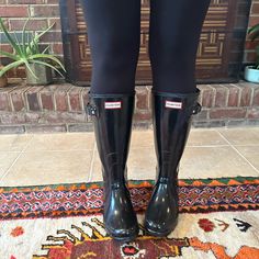 New Never Worn, Excellent. Casual Black Rain Boots, Casual Black Ankle-high Rain Boots, Black Round Toe Rain Boots For Spring, Black Ankle-high Rain Boots For Winter, Black Knee-high Rain Boots For Winter, Hunter Boots Outfit Winter, Black Hunter Boots Outfit, Rain Boot Outfit, Hunter Boots Outfit