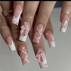 New In Box Salon Quality The Flowers Do Not Fall Off Easily With Care Can Last 1-2 Weeks And Can Even Be Reused Paznokcie Hello Kitty, Fake Nails White, Nagel Tips, Easy Nails, Manicure Tips, Coffin Press On Nails, Her Nails, White Nail, Pink Acrylic Nails