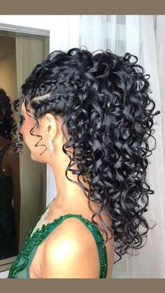 Curly Hair Dos, Hoco Hair Styles, Hairstyles Hoco, Short Hair Lengths, Hoco Hairstyles, Hair Hoco