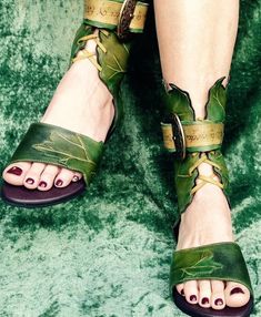 Peter Pan Shoes, Woodland Shoes, Pixie Boots, Fairy Shoes, Dr Shoes, Estilo Hippie, Handmade Leather Shoes, Leather Shoes Woman, Green Shoes