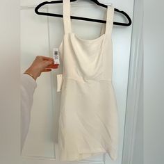 Never Worn Aritzia Cream Mini Dress Cream Mini Dress With Straight Neckline For Spring, White Dress With Straight Neckline For Date Night, White Dress With Straight Neckline For Brunch, White Sheath Mini Dress For Spring, White Sheath Mini Dress For Day Out, Cream Mini Dress, Aritzia Dress, Cream White, Size 2