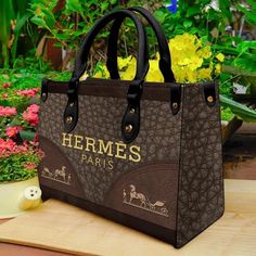 Product information: Manufactured with premium water-resistant PU leather. Features comfortable and sturdy carrying straps with high-quality stitching for long-lasting durability. Well made of high quality metal buckle. Detailed stitching with smoothly metal buckle. Handbags have 1 main compartment, and one side pocket – you can use it for an extra pocket. How It Look   [...] Hermes Women, Paris Woman, Small Handbag, Hermes Paris, Women Leather, Small Handbags, Design Product, Branded Bags, Luxury Women