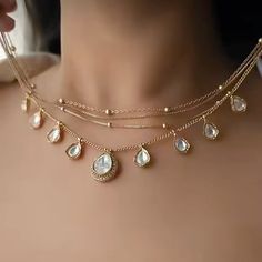 #minimalist #chain #choker #jewelry #jewellery #diamond #necklace #necklaceoftheday #dainty #accessories Neckpiece Jewelry Gold, Dainty Indian Jewelry, Minimal Diamond Necklace, Neck Sets Jewellery, Diamond Jewelry Aesthetic, Jewellery Diamond Necklace, Gold Jewellery Necklace, Jewellery Choker, Vintage Indian Jewelry