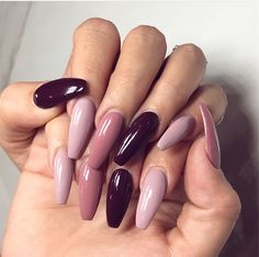 Fall Nails Art, Trendy Fall Nails, Dark Nail Designs, Nails Art Designs, Nagellack Trends, Art Designs Ideas, Fall Nail Art Designs, Short Nails Art, Fall Nail Art