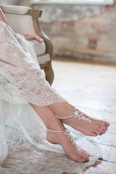 Bridal foot jewelry Luxurious barefoot sandals Swarovski image 2 Bridal Foot Jewelry, Barefoot Sandals Wedding, Bridal Anklet, Wedding Indian, Beach Bride, Designer Bridal Gowns, Womens Wedding Shoes, Foot Jewelry, Bohemian Wedding