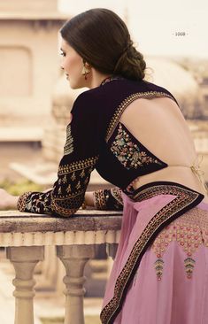 Velvet Blouse Design, Choli Blouse Design, Indian Blouse Designs, Lehenga Choli Designs, Choli Blouse, Backless Blouse Designs, Fashionable Saree Blouse Designs, Blouse Design Images, Velvet Blouse