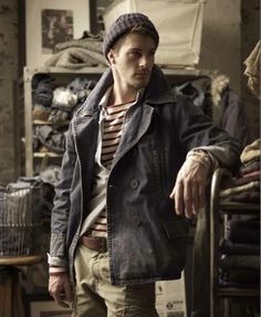 sea-side of life if you <3 #Menswear Like our FB page: https://www.facebook.com/effstyle Cooler Look, Ralph Lauren Denim, Denim And Supply, 인물 사진, Stylish Men, Mens Suits, Men Dress