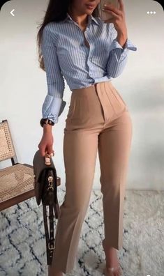 Fine Dining Manager Outfit, Cool Conservative Outfits, Buiessness Casual, Summer Outfits Formal Classy, Womens Business Casual Skirt, Banker Outfits Women Professional, Classy Casual Work Outfits, Monochromatic Work Outfits Women, Legal Assistant Outfit