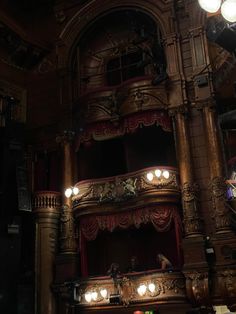 Photo of a theatre Victorian Lawyer Aesthetic, Theatre Dark Academia, 1800 London Aesthetic, Victorian Theatre Aesthetic, Dark Academia Spring Aesthetic, Theatre Aesthetic Dark, Dark Academia Theatre, 1800s Aesthetic Dark, Classic Romantic Art