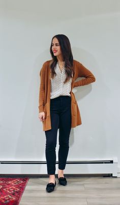 December Outfits, Business Casual Winter, Business Casual Outfits For Women, Business Casual Outfits For Work, Brown Cardigan, Summer Work Outfits, Casual Work Outfit, Mode Casual, Professional Attire