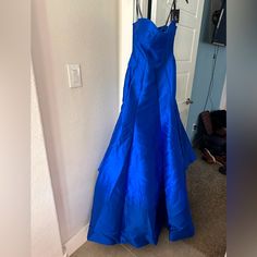 Gorgeous Royal Blue Dress. Size 4 But Fits A Size 0-2 No Returns. Only Royal Blue Dress Available Andrea And Leo, Royal Blue Dress, Blue Dress, Blue Dresses, New Dress, Royal Blue, Strapless Dress, Color Blue, Size 4