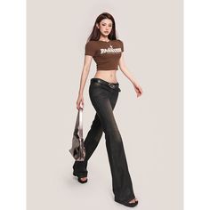 Age: 18-24 years oldSize: S M LWaist type: High waistColor classification: BlackPants placket: ZipperSKU: X23K6946Season: Spring and summerYear Season: Summer 2023Thickness: RegularTrouser length: Long pantsStyle: Micro-flared trousersColor: Dark Harajuku 90s, Spring Outfits For School, Oversized Pants, 2000s Clothes, Short Sleeve Cropped Top, Coffee Colour, Color Shorts, Cropped Top, Long Pants