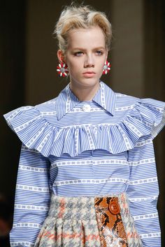 MiuMiu 2015 Fashion Mode, Fall 2015, London Fashion, Fashion Details, London Fashion Week, New York Fashion Week, Modern Luxury, 90s Fashion, Miu Miu