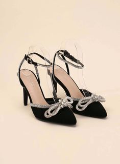 Freya-5 Double Bow Heels - Rocca & Co Cute Small Heels, Aesthetic Heels Vintage, Elegant Shoes Heels Classy, Closed High Heels, Close Heels, Elegant Sandals Heels, Quince Heels, Closed Heels, Aesthetic Heels